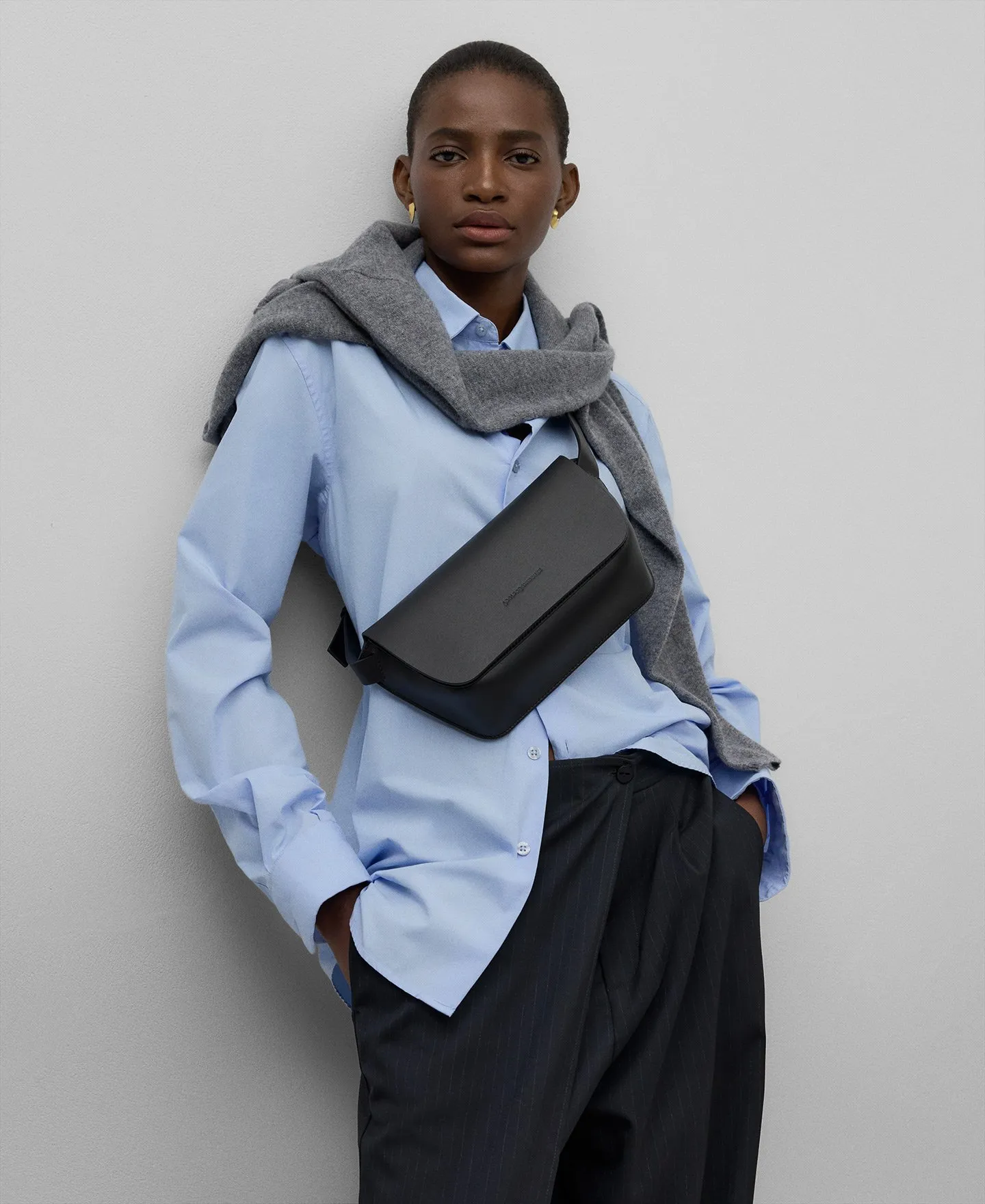 Flap leather bag woman