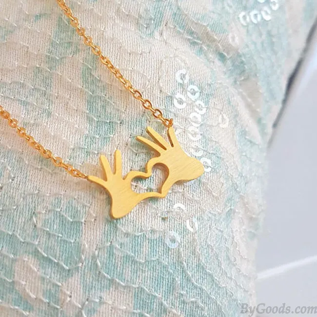 Unique Palm Slap Pendant Necklace Heart Love Sweater Necklace